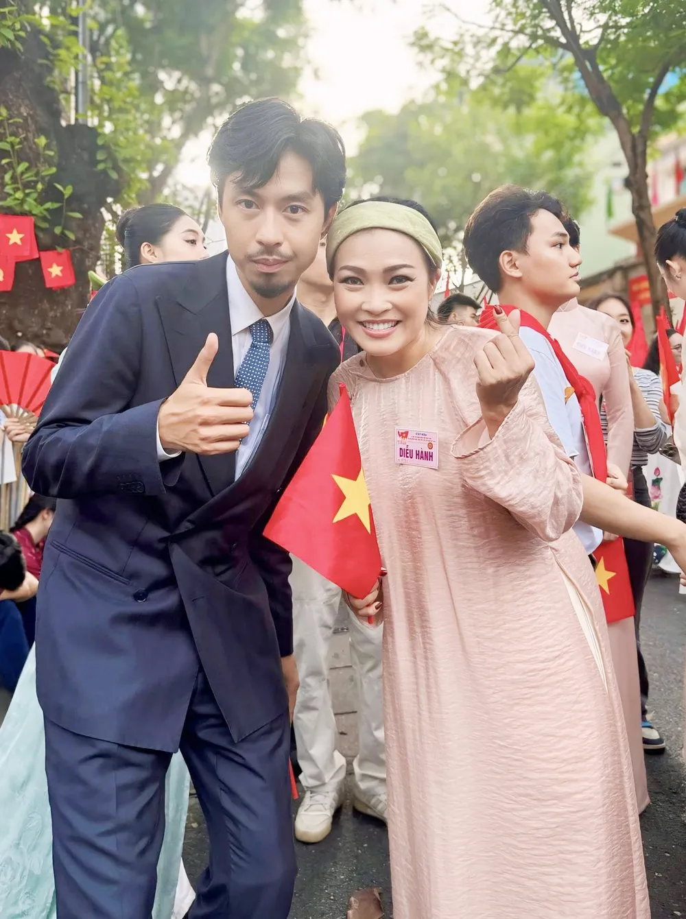 Phương Thanh và rapper Đen Vâu 540947440_1581105893240831_4951064371208854327_n.jpg