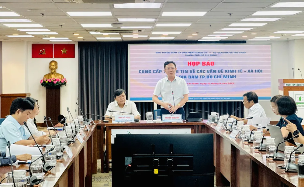 Đại diện Sở VH-TT TPHCM thông tin về vụ việc liên quan nhóm Ngũ Hổ Tướng de3e551c5a36d0688927.jpg
