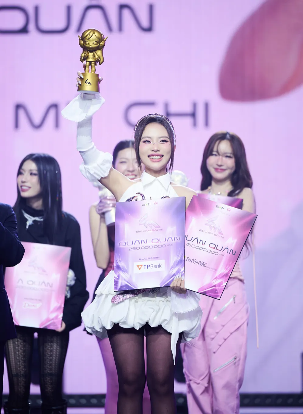 Ảnh chụp Màn hình 2025-11-07 lúc 16.04.27.png