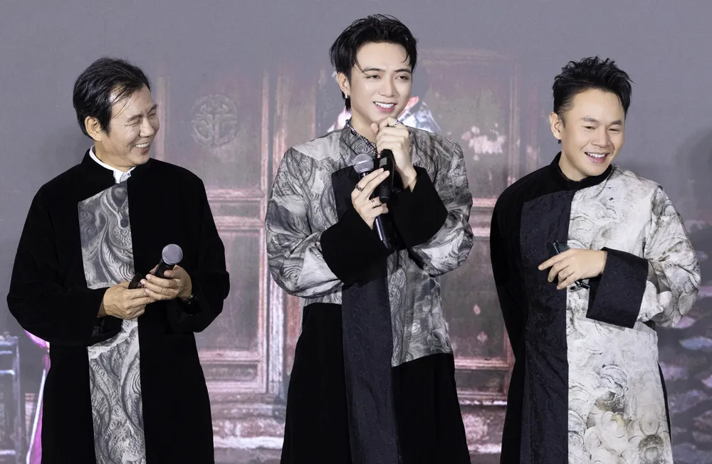 Ảnh chụp Màn hình 2025-11-10 lúc 19.30.33.png