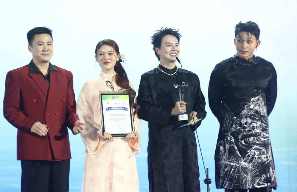 Ảnh chụp Màn hình 2025-11-30 lúc 02.50.30.png