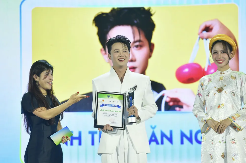 Ảnh chụp Màn hình 2025-11-30 lúc 02.54.32.png