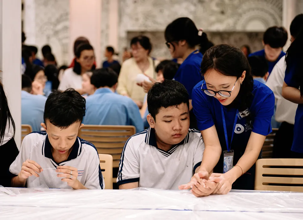 Ảnh chụp Màn hình 2025-12-03 lúc 15.01.05.png