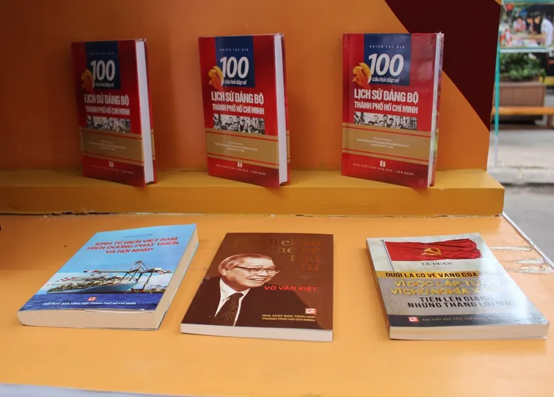 TPHCM tổ chức tuần lễ hoạt động kỷ niệm 90 năm Ngày thành lập Đảng Cộng sản Việt Nam ảnh 3 TPHCM tổ chức tuần lễ hoạt động kỷ niệm 90 năm Ngày thành lập Đảng Cộng sản Việt Nam ảnh 3