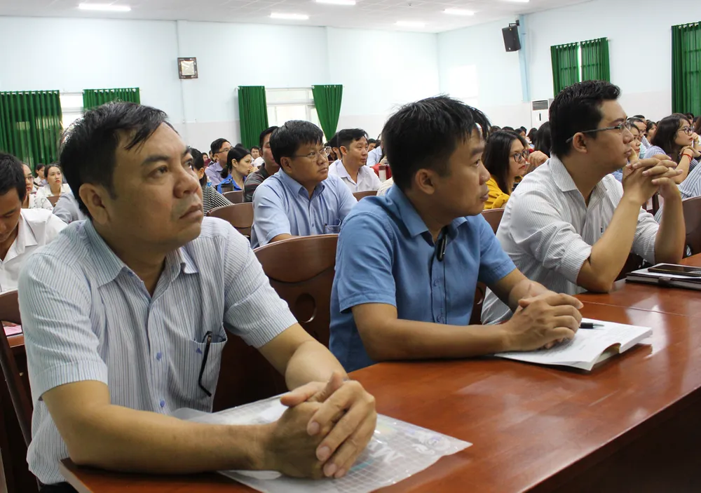 Hơn 300 học viên TPHCM tham gia lớp bồi dưỡng lý luận chính trị ảnh 1