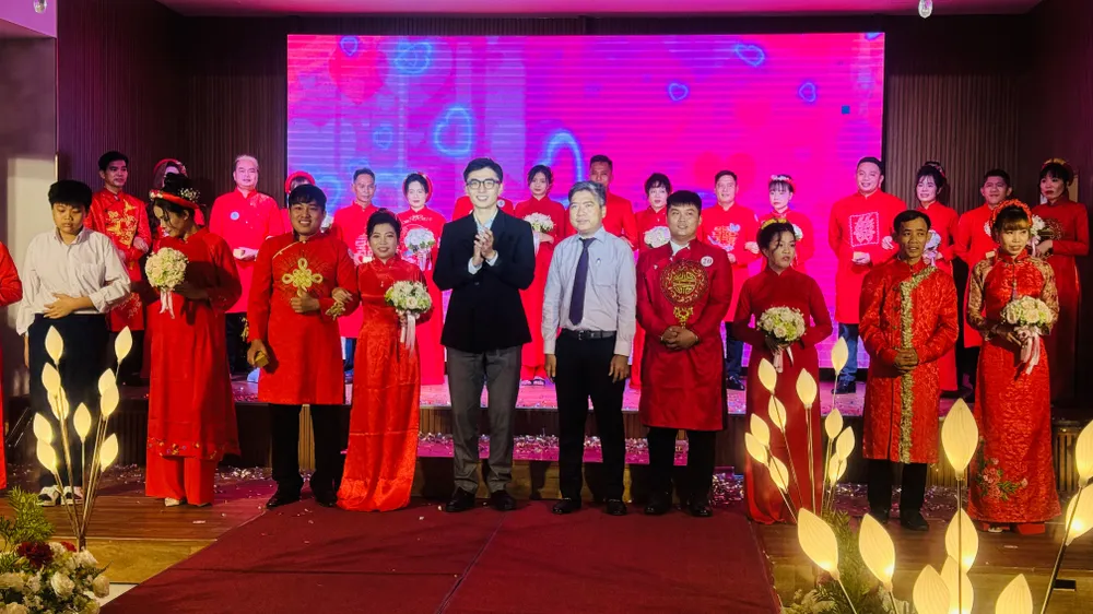 Lễ cưới tập thể. Ảnh: Đình Dư 93712A03-107B-4A76-836E-546548C7D109.jpeg