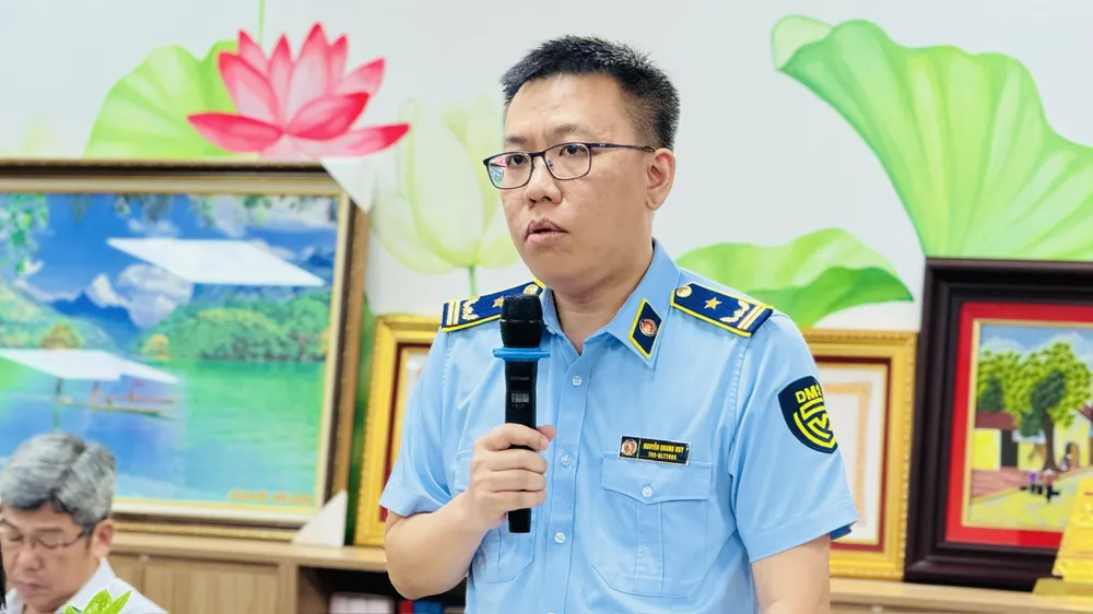 Ông Nguyễn Quang Huy, Phó Chi cục trưởng Chi cục Quản lý thị trường TPHCM. Ảnh: Đình Dư 83641478a31814464d09.jpg