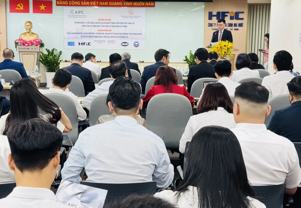 Viện Nghiên cứu Phát triển chủ trì tổ chức hội nghị tập huấn chuyên đề. Ảnh: Đình Dư 1a6898161bf1adaff4e0.jpg