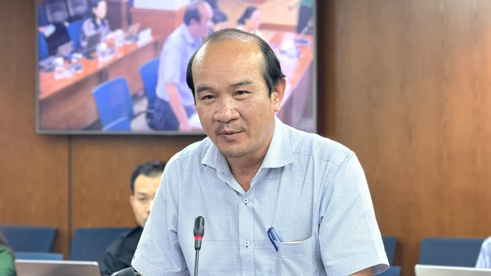 Ông Đào Quang Dương, Trưởng Phòng Kinh tế đất - Sở NN-MT TPHCM cung cấp thông tin, chiều 2-10. Ảnh: Đình Dư cd6ea1e53660bc3ee571.jpg
