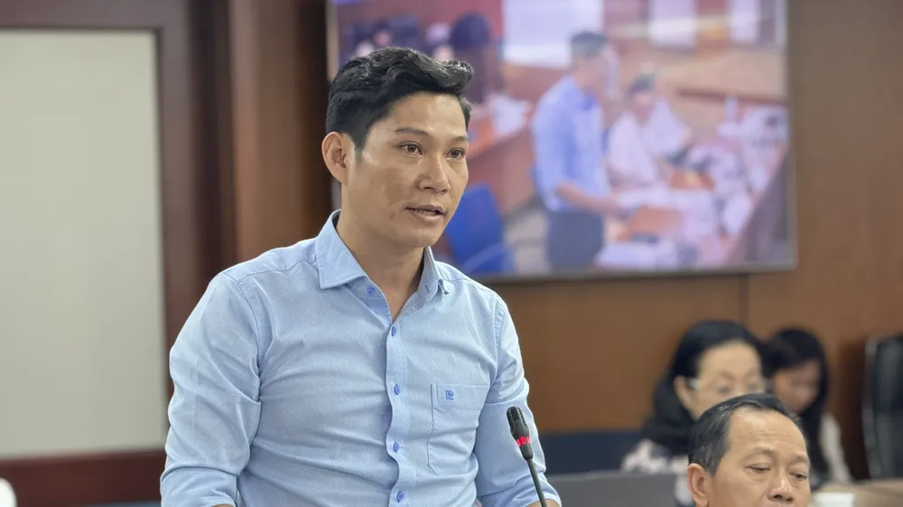Ông Lê Minh Dũng, đại diện Sở Tài nguyên và Môi trường cung cấp thông tin. Ảnh: Đình Dư 4dbbd80ece2943771a38.jpg