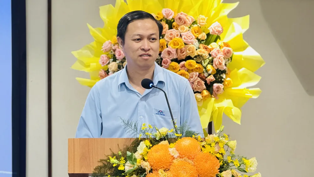 Ông Bùi Anh Huấn, Phó Trưởng Ban Quản lý Đường sắt Đô thị TPHCM. Ảnh: Đình Dư 60ba7aec7517f849a106.jpg