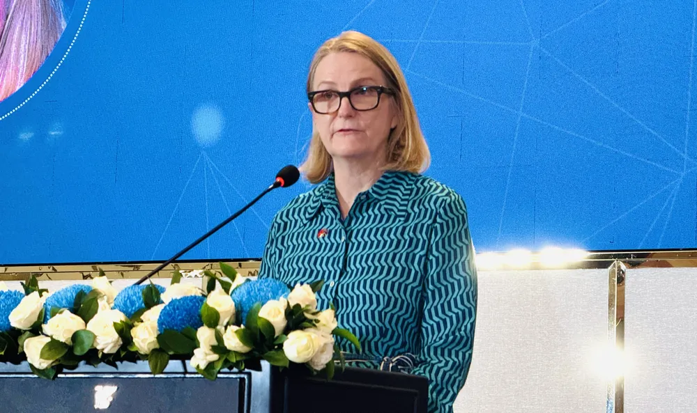 Bà Sarah Hooper, Tổng Lãnh sự Úc tại TPHCM phát biểu tại hội thảo. Ảnh: Đình Dư 9aa93bdecb73462d1f62.jpg