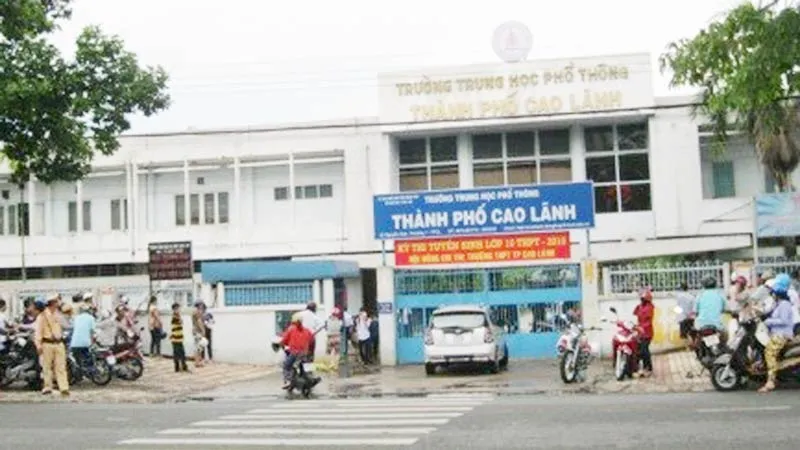 Trường THPT TP Cao Lãnh nơi ông Bùi. N. A công tác