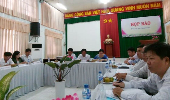 Quang cảnh họp báo sáng 15-9