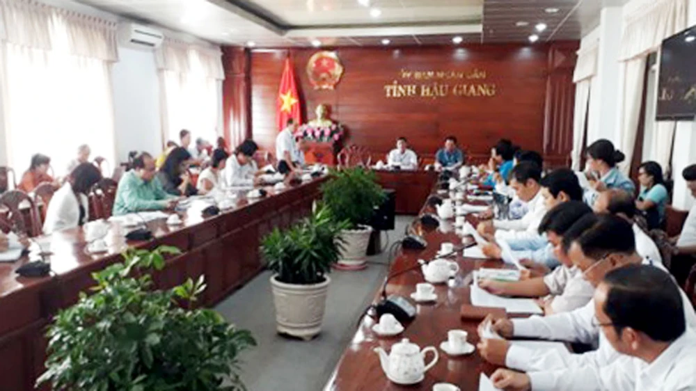 Vụ hàng trăm học sinh Hậu Giang ngộ độc sữa: Do nhiễm khuẩn chứ không phải độc tố ảnh 1 Vụ hàng trăm học sinh Hậu Giang ngộ độc sữa: Do nhiễm khuẩn chứ không phải độc tố ảnh 1