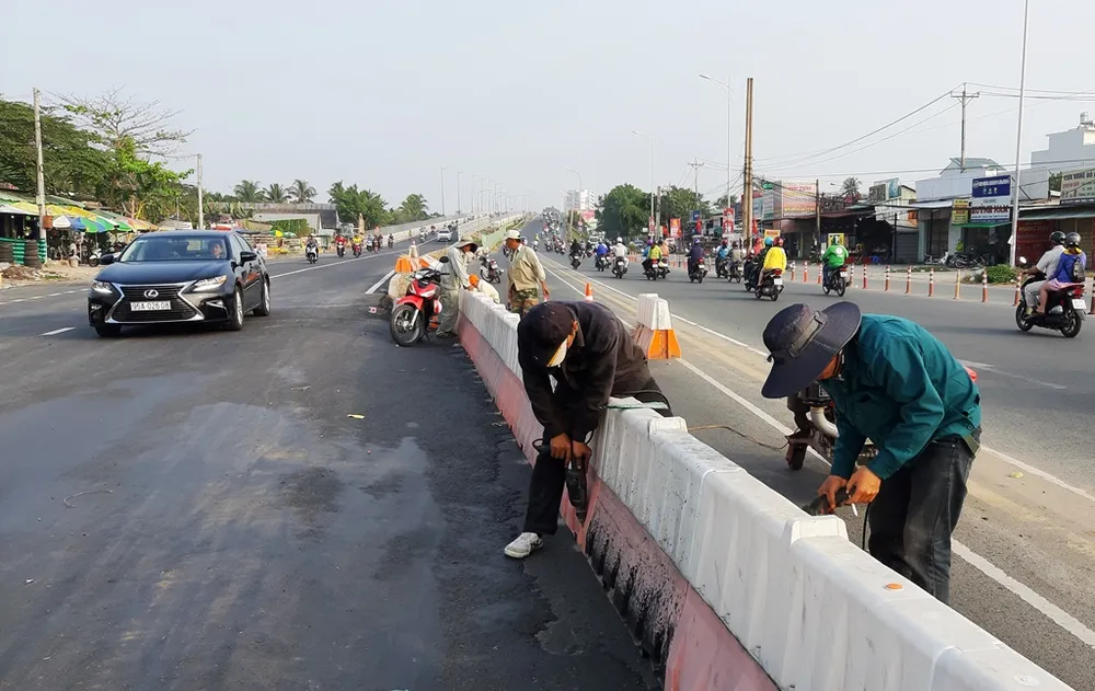 Sáng nay 18-1, thông xe cầu Quang Trung mới ở Cần Thơ  ảnh 4 Sáng nay 18-1, thông xe cầu Quang Trung mới ở Cần Thơ  ảnh 4