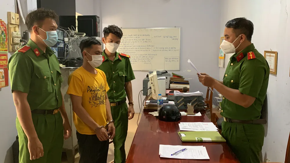 An Giang: Bắt thêm 1 đối tượng liên quan vụ đánh cán bộ công an ảnh 1 An Giang: Bắt thêm 1 đối tượng liên quan vụ đánh cán bộ công an ảnh 1