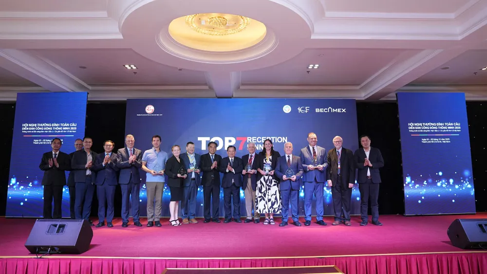 lãnh đạo icff top 7.jpg