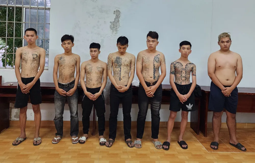 Các đối tượng bị bắt. Ảnh: CACC Các đối tượng bị bắt. Ảnh: CACC