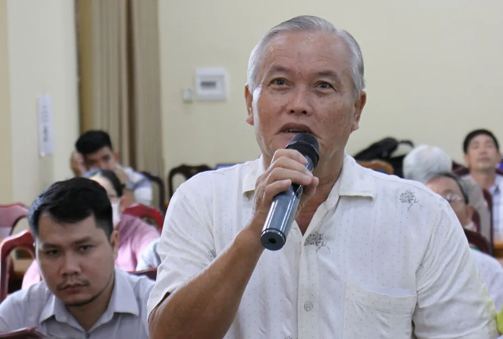 Cử tri tỉnh An Giang kiến nghị điều chỉnh chính sách cán bộ cơ sở, giải quyết việc làm cho lao động dôi dư. Ảnh: QUỐC BÌNH