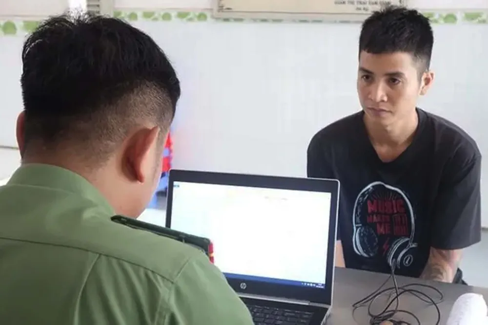 Bị can đầu vụ Trương Văn Chung khai nhận quá trình thực hiện phạm tội của mình và đồng bọn. Ảnh: CACC