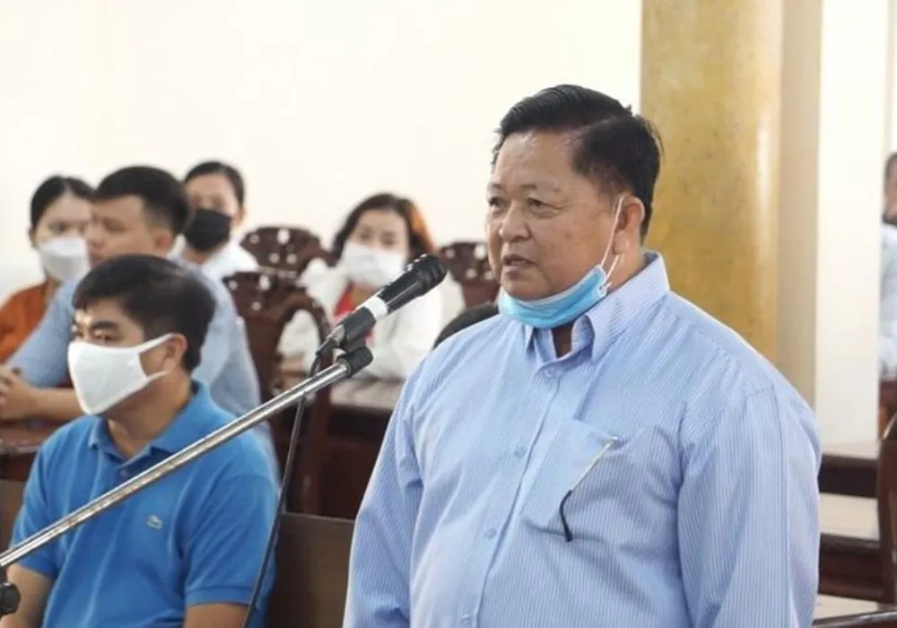 Bị cáo Nguyễn Bá Quận tại tòa. Ảnh: AN BÌNH Bị cáo Nguyễn Bá Quận tại tòa. Ảnh: AN BÌNH