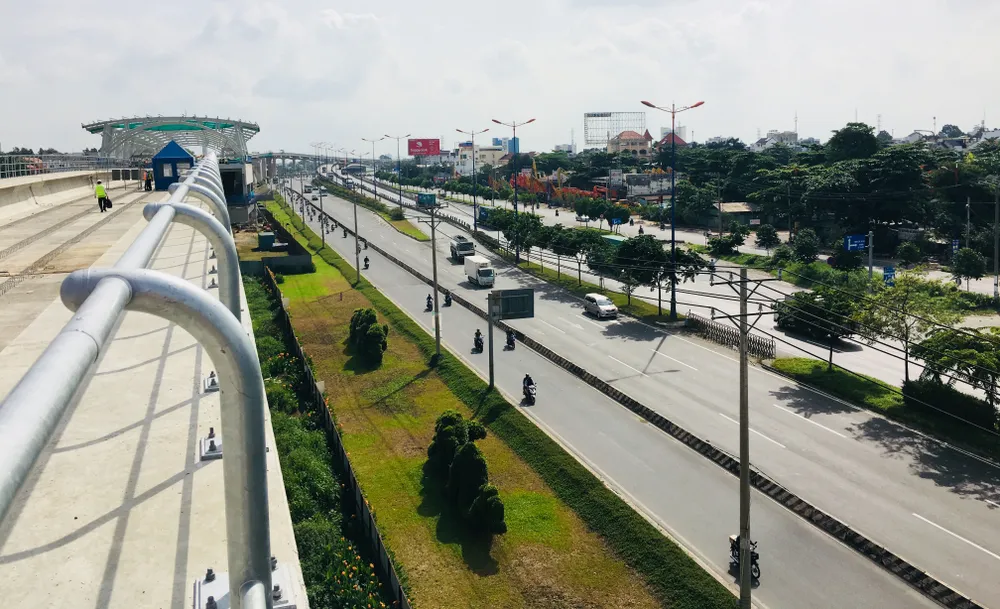 Quốc hội khảo sát thực tế để gỡ vướng cho metro Bến Thành - Suối Tiên ảnh 4