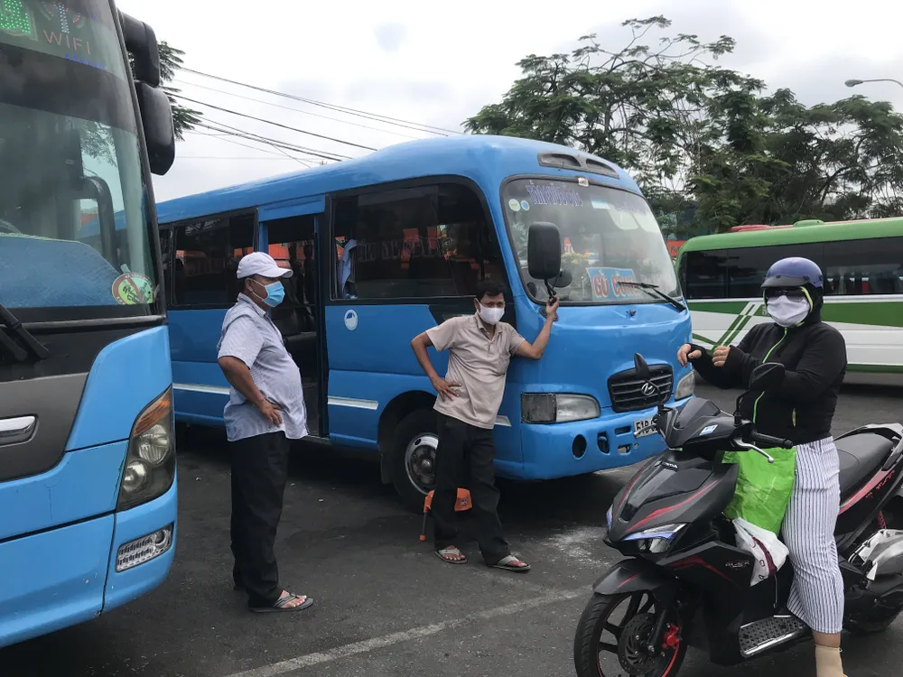 Bến xe vắng khách ảnh 7 Bến xe vắng khách ảnh 7
