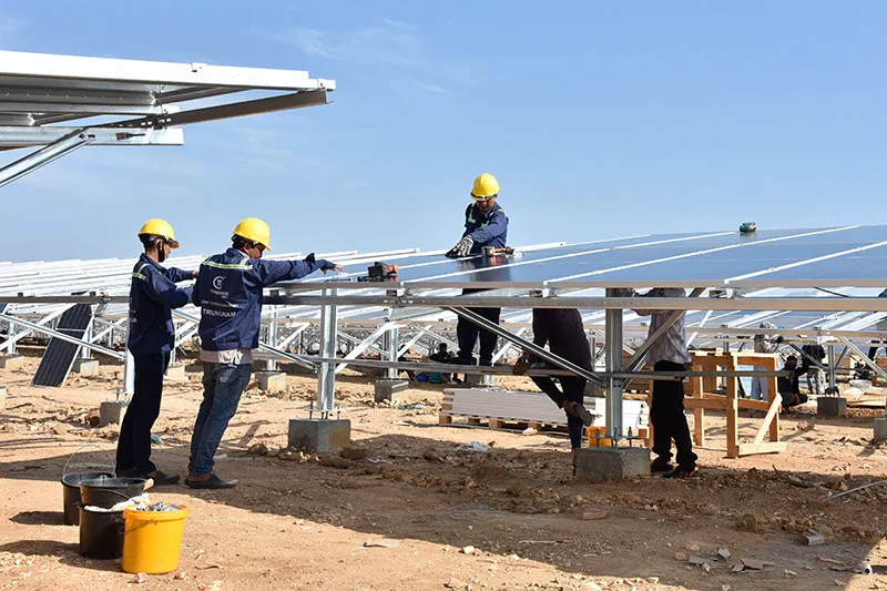 Đóng điện thành công đường dây 500kV ảnh 4 Đóng điện thành công đường dây 500kV ảnh 4