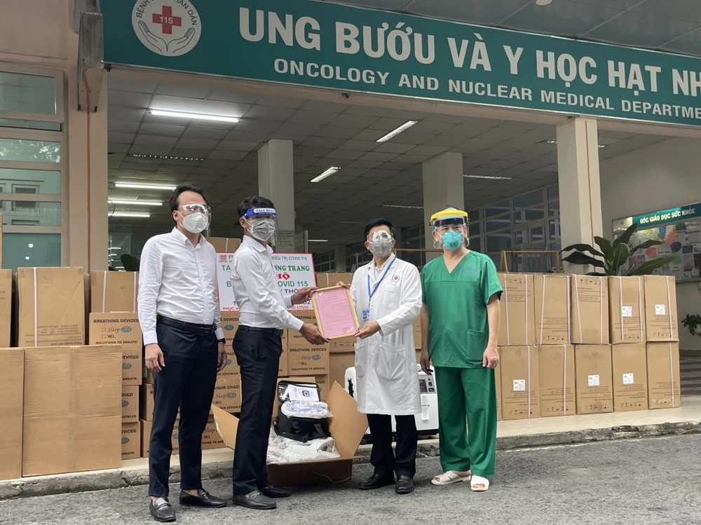 Tập đoàn Phương Trang tặng hàng ngàn máy tạo oxy chống dịch Covid-19 ảnh 1 Tập đoàn Phương Trang tặng hàng ngàn máy tạo oxy chống dịch Covid-19 ảnh 1