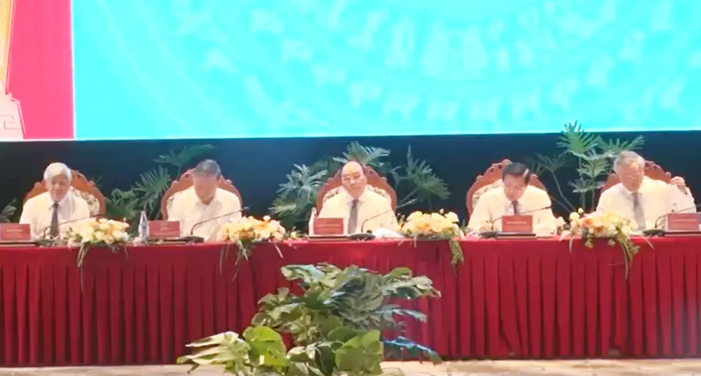Nhiều ý kiến đóng góp tâm huyết vào Dự thảo Đề án về xây dựng và hoàn thiện Nhà nước pháp quyền ảnh 1 Nhiều ý kiến đóng góp tâm huyết vào Dự thảo Đề án về xây dựng và hoàn thiện Nhà nước pháp quyền ảnh 1