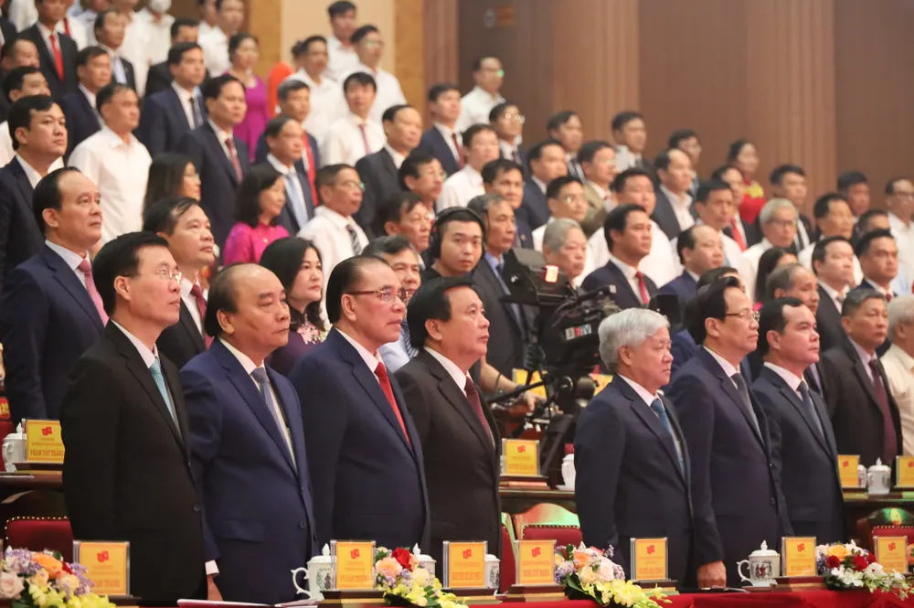 Chủ tịch nước Nguyễn Xuân Phúc dự Lễ kỷ niệm 110 năm ngày sinh Tổng Bí thư Nguyễn Văn Cừ ảnh 1