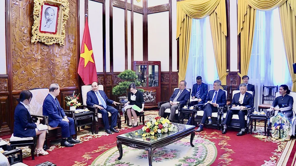 Chủ tịch nước Nguyễn Xuân Phúc tiếp nguyên Chủ tịch Hội Hữu nghị Hàn Quốc - Việt Nam ảnh 1 Chủ tịch nước Nguyễn Xuân Phúc tiếp nguyên Chủ tịch Hội Hữu nghị Hàn Quốc - Việt Nam ảnh 1