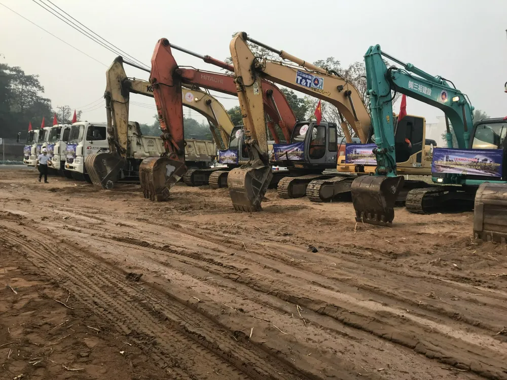 Quốc lộ 50 là trục giao thông quan trọng của TPHCM kết nối với tỉnh Long An và Tiền Giang. Ảnh: QUỐC HÙNG Quốc lộ 50 là trục giao thông quan trọng của TPHCM kết nối với tỉnh Long An và Tiền Giang. Ảnh: QUỐC HÙNG