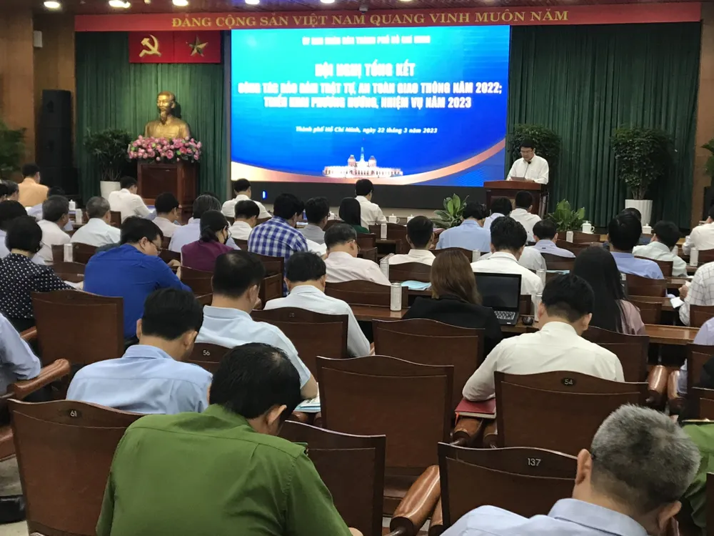 Quang cảnh buổi hội nghị tổng kết công tác đảm bảo trật tự an toàn giao thông năm 2022 và nhiệm vụ năm 2023. Ảnh: QUỐC HÙNG Quang cảnh buổi hội nghị tổng kết công tác đảm bảo trật tự an toàn giao thông năm 2022 và nhiệm vụ năm 2023. Ảnh: QUỐC HÙNG
