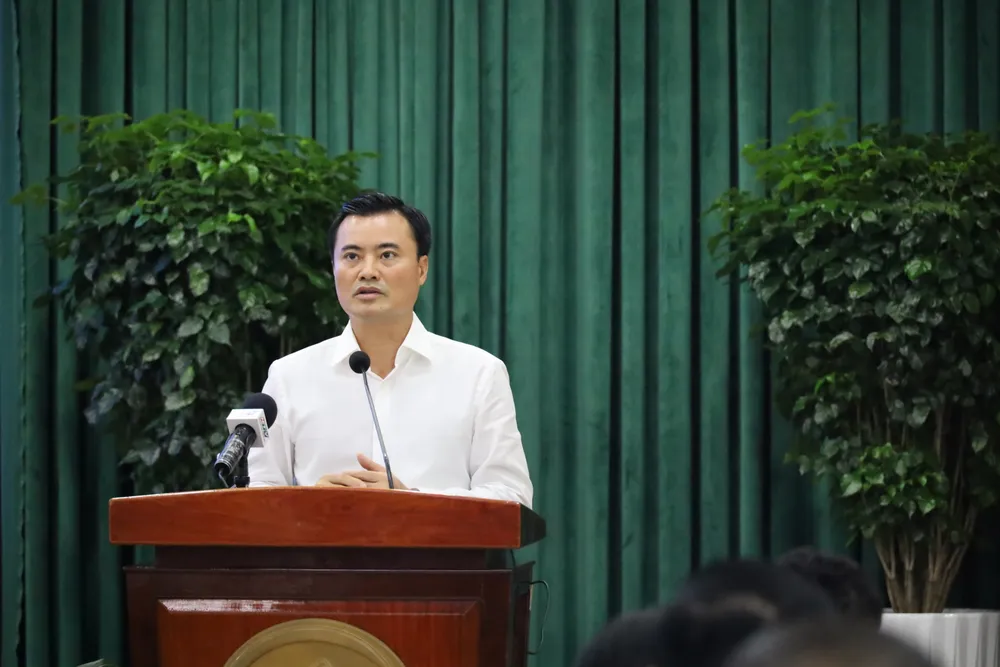 Phó Chủ tịch UBND TPHCM Bùi Xuân Cường phát biểu chỉ đạo tại hội nghị. Ảnh: QUỐC HÙNG Phó Chủ tịch UBND TPHCM Bùi Xuân Cường phát biểu chỉ đạo tại hội nghị. Ảnh: QUỐC HÙNG