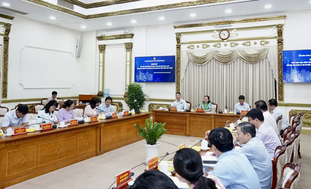 Quang cảnh buổi giám sát. Ảnh: HOÀNG HÙNG