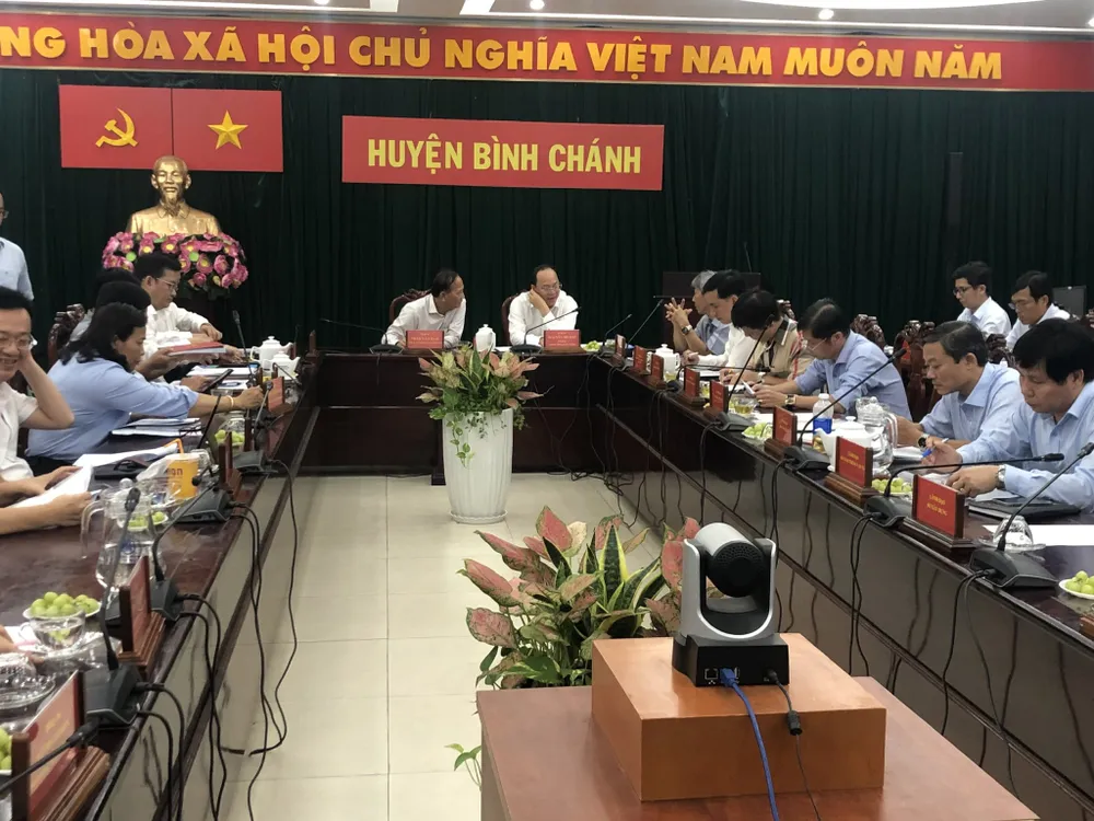 Quang cảnh buổi làm việc. Ảnh: QUỐC HÙNG