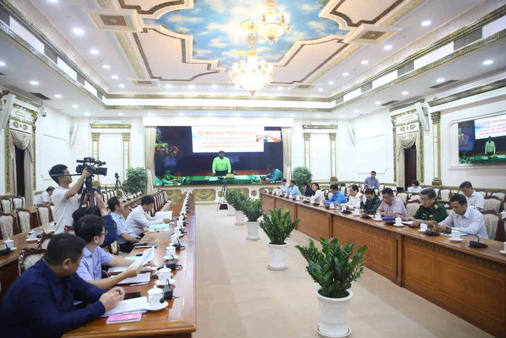 Quang cảnh tại hội nghị trực tuyến ATGT. Ảnh: QUỐC HÙNG