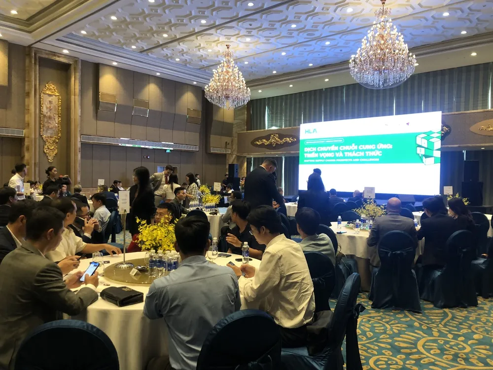 Diễn đàn thu hút nhiều chuyên gia và doanh nghiệp tham gia. Ảnh: QUỐC HÙNG Diễn đàn thu hút nhiều chuyên gia và doanh nghiệp tham gia. Ảnh: QUỐC HÙNG