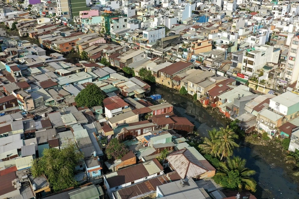 Một đoạn trên cao rạch Xuyên Tâm. Ảnh: QUỐC HÙNG 10 toàn cảnh .jpg