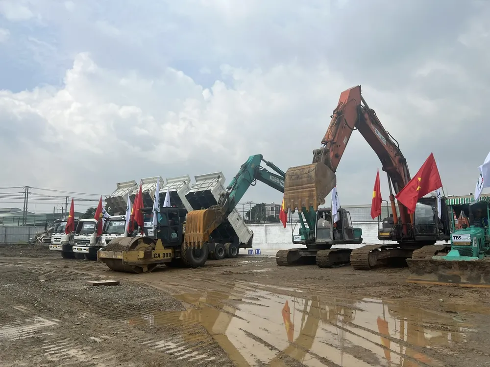 Chủ đầu tư cam kết thực hiện dự án đúng tiến độ và đảm bảo chất lượng. CAO LƯƠNG 27b.jpg