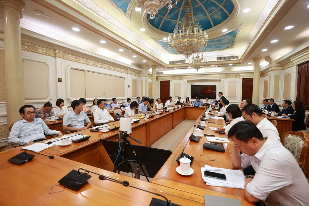 Quang cảnh buổi làm việc. Ảnh: DŨNG PHƯƠNG 4t.jpg