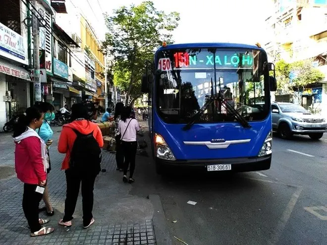 Tuyến 150 thay đổi điểm đầu - cuối tuyến khiến hành khách bức xúc. Ảnh: TTCC xe buyt c.jpg