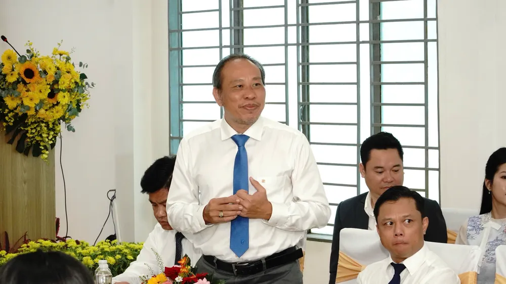 Phó Bí thư Đảng ủy, Chủ tịch UBND phường Long Phước Lưu Trọng Nghĩa phát biểu. Ảnh: THIÊN PHÁT 28 Thiên phát.jpg