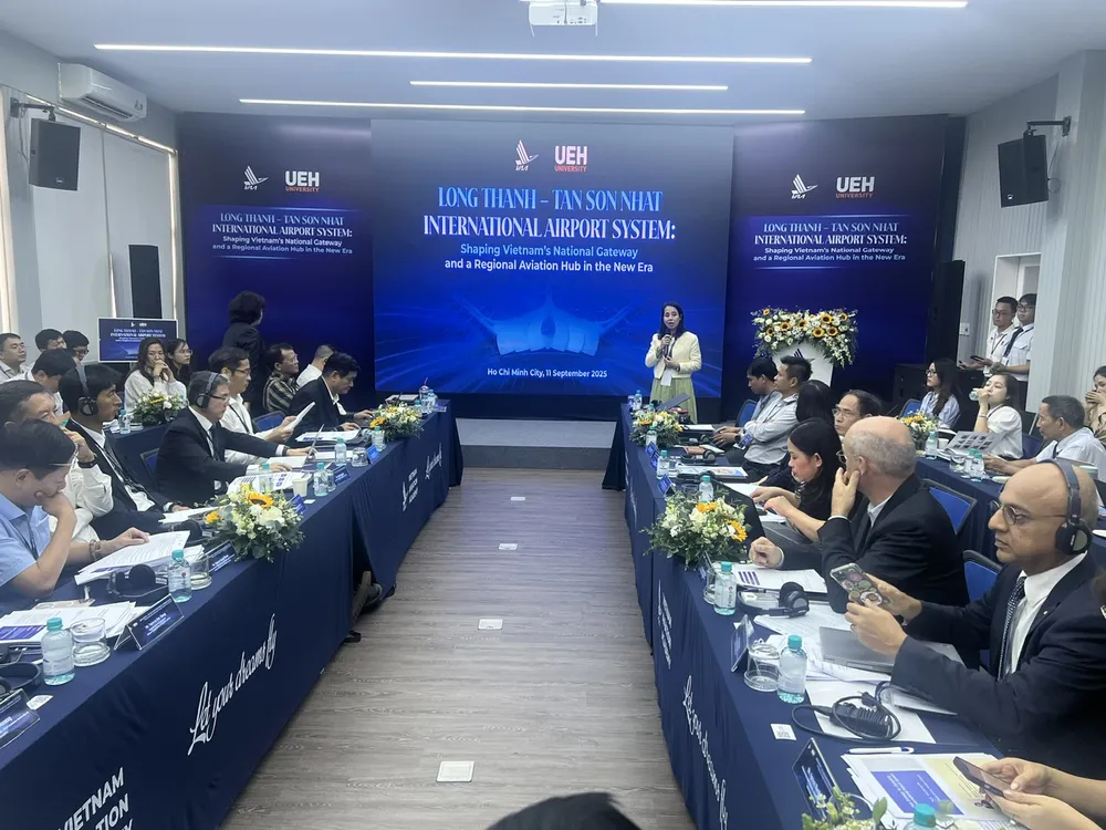 Quang cảnh buổi hội thảo. Ảnh: QUỐC HÙNG 11.jpg