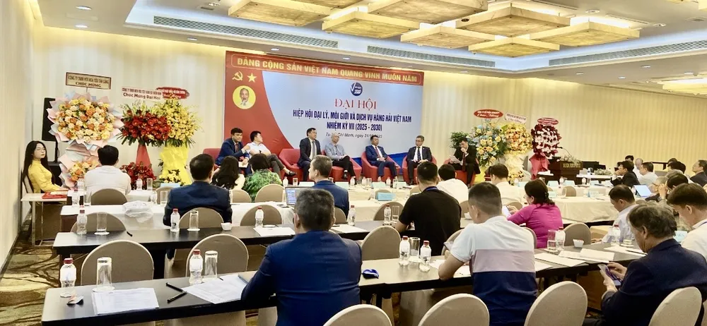 Quang cảnh đại hội. Ảnh: QUỐC HÙNG 31.jpg