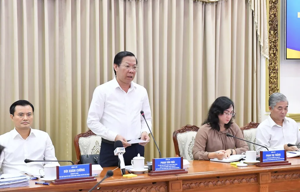 Nâng cao trách nhiệm hành chính, trách nhiệm công vụ tạo động lực phát triển ảnh 2