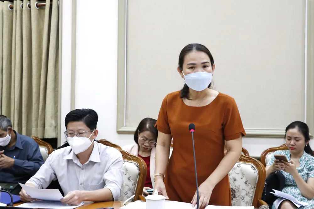 Phó Giám đốc Sở LĐTB-XH TPHCM thông tin tại buổi khảo sát. Ảnh: NGÔ BÌNH Phó Giám đốc Sở LĐTB-XH TPHCM thông tin tại buổi khảo sát. Ảnh: NGÔ BÌNH