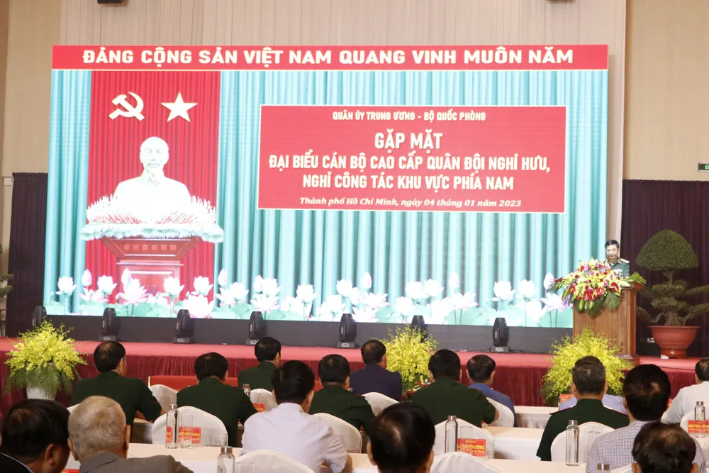 Buổi gặp mặt sáng 4-1. Ảnh: NGÔ BÌNH Buổi gặp mặt sáng 4-1. Ảnh: NGÔ BÌNH